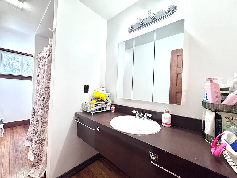 22 Greenough St #2A — Photo 3