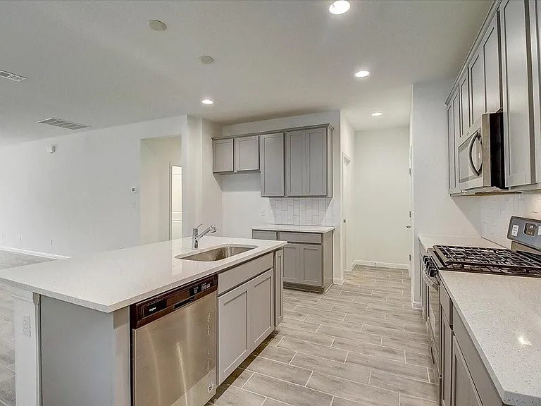 117 Lacey Oak Loop — Photo 14