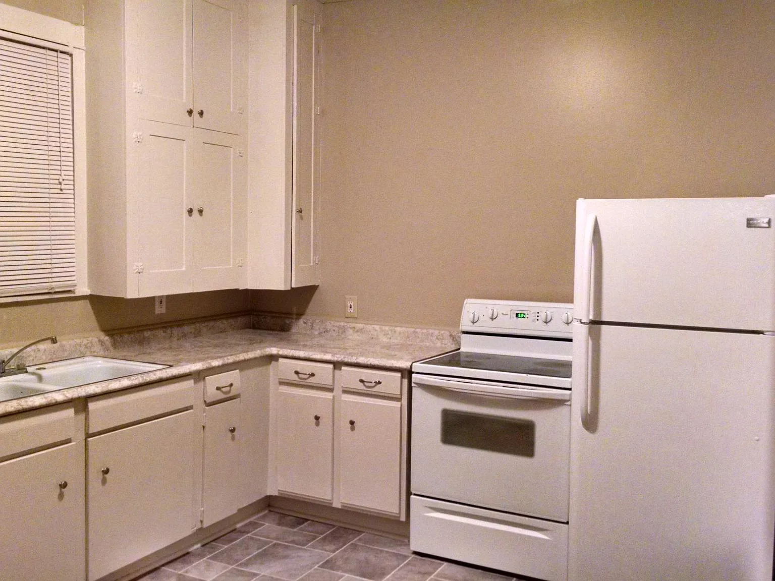 1 bed, 416 sqft, $625 — Photo 3