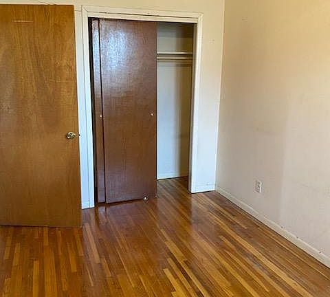 5th image of 1682 E 14th St #3