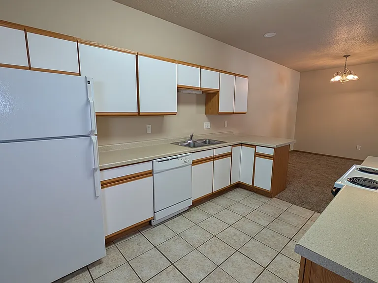 Osgood Townhomes 4250 & 4270 — Photo 5