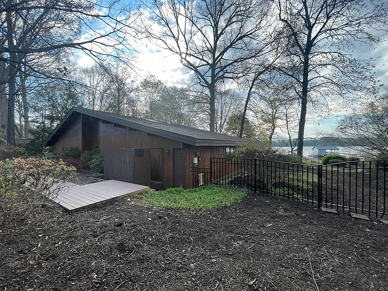 8788 Graham Rd — Photo 26