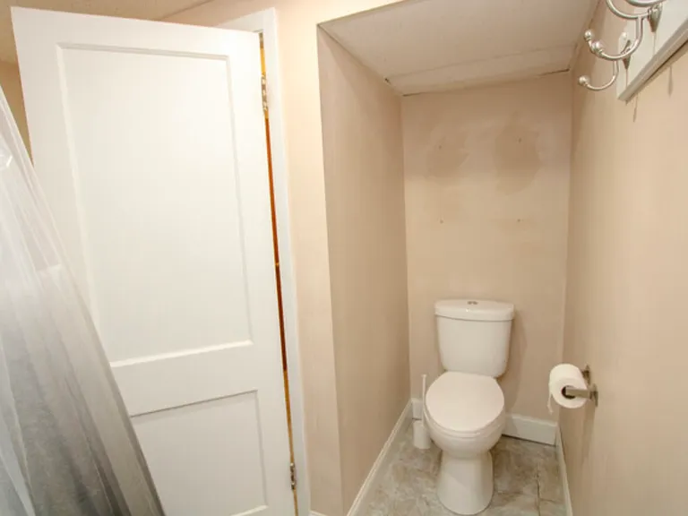 707 6th Ave E #B — Photo 14