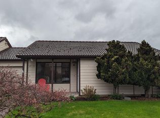 1715 N Aldersgate Ln, Newberg, OR 97132
