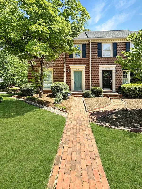 Building Photo - Whitlock Ridge Dr SW