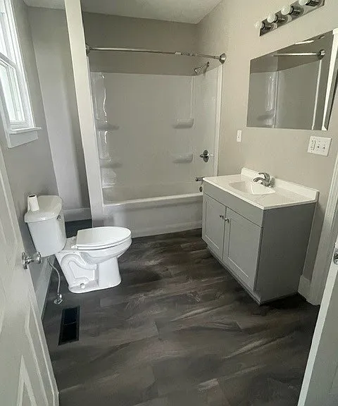 1006B Gaston Ave — Photo 7