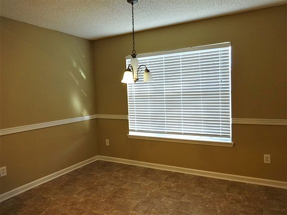 2nd image of 9009 Fallsmill Dr