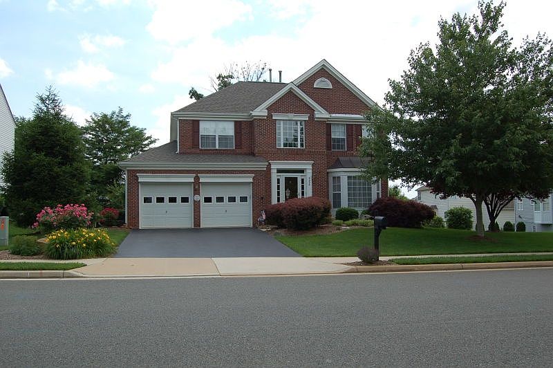 1st image of 9226 Glen Meadow Ln