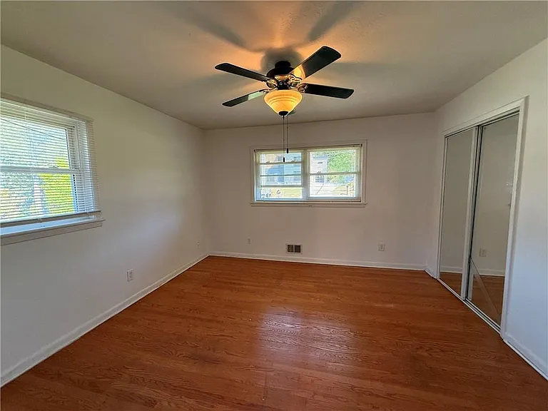 1395 Siesta Ln — Photo 10