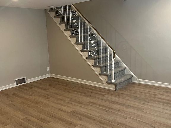 5th image of 7050 Lynford St