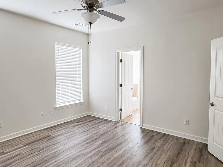1446 Granby Dr — Photo 12