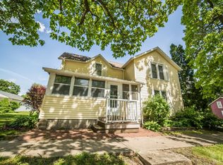 412 S 3rd St, Clear Lake, IA 50428