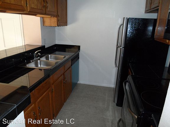 4th image of 540 N May St #2141