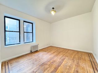 2825 35th St APT 1A, Astoria, NY 11103