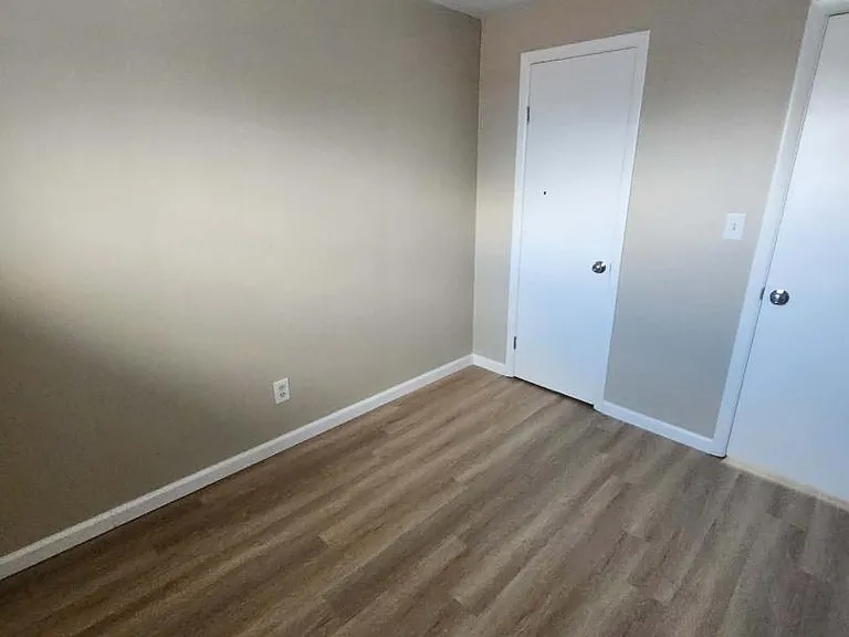 Unit Photo