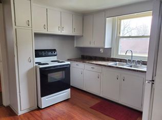 104 Wood St #2, Hart, MI 49420