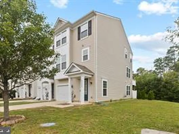 43552 Wild Iris St, California, MD 20619