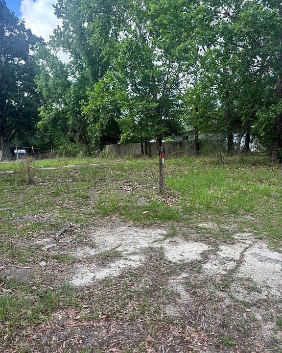 2nd image of 488 Margaret St Lot 17