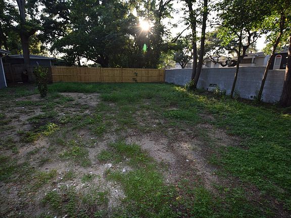 4th image of 2637 Healy Dr