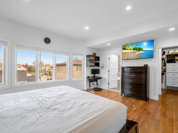 807 Edgewood Lane image 17 of 37