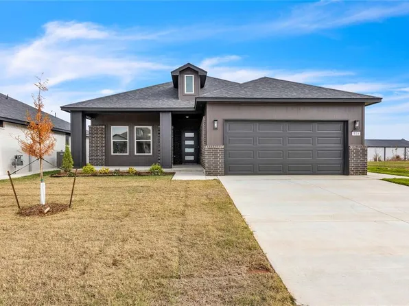 514 Grand Sycamore Dr, Washington, OK 73093