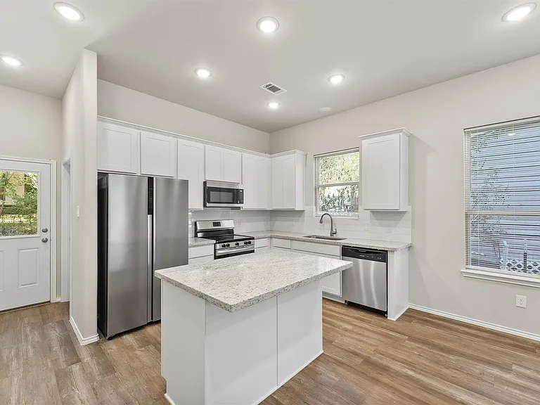 10178 Barberry St — Photo 10
