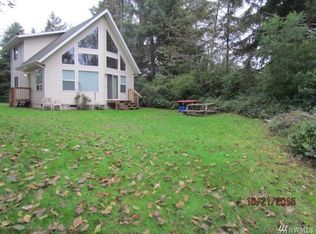 936 Falls Of Clyde Loop SE, Ocean Shores, WA 98569