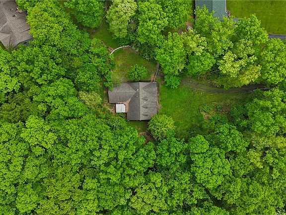 2nd image of 48276 Dyke Rd
