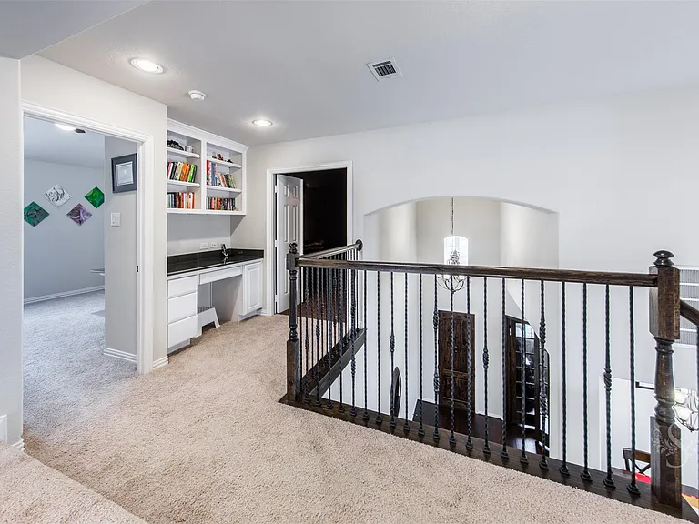 10414 Justin Ridge Rd — Photo 30
