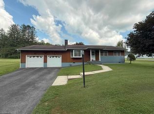 39 Barron Ave, Elkins, WV 26241
