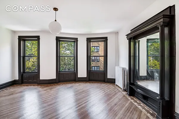 Rented by Compass | media 38