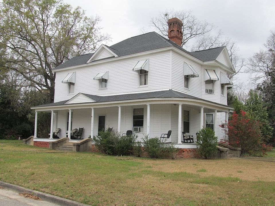 2nd image of 7 Walker St