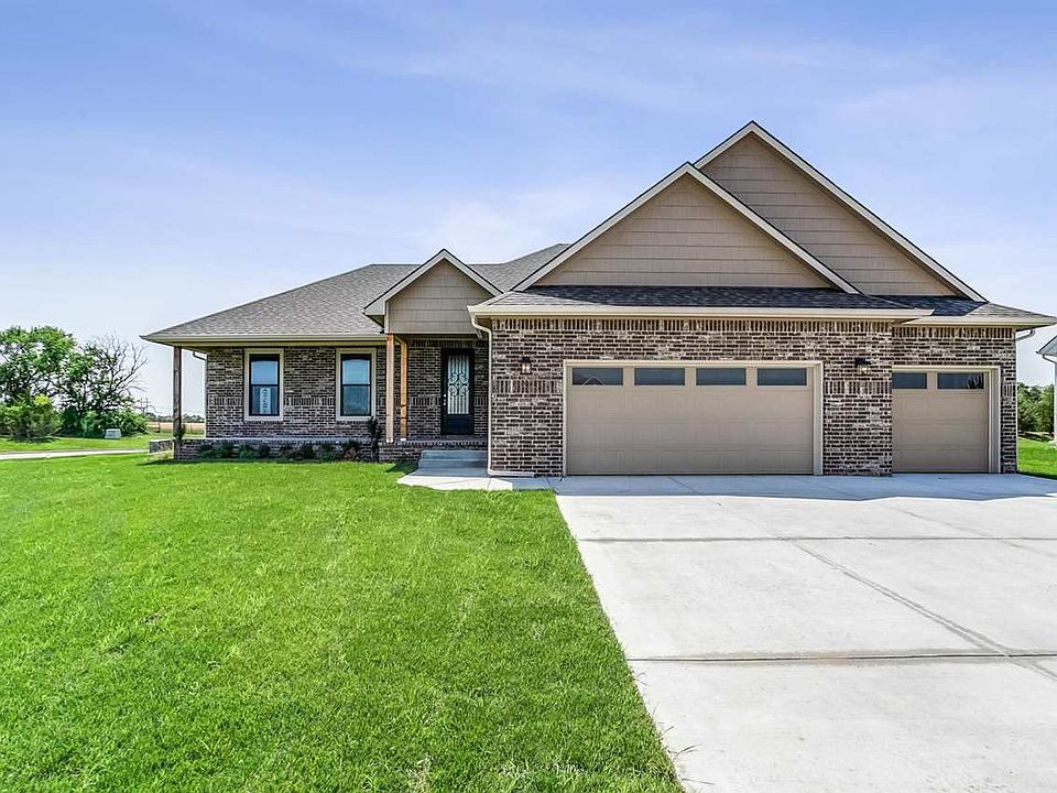 1st image of 1611 N Shadow Rock Cir