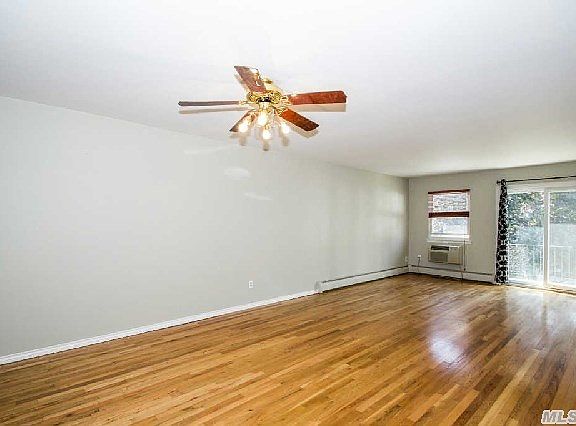 2nd image of 2405 Wilshire Ln