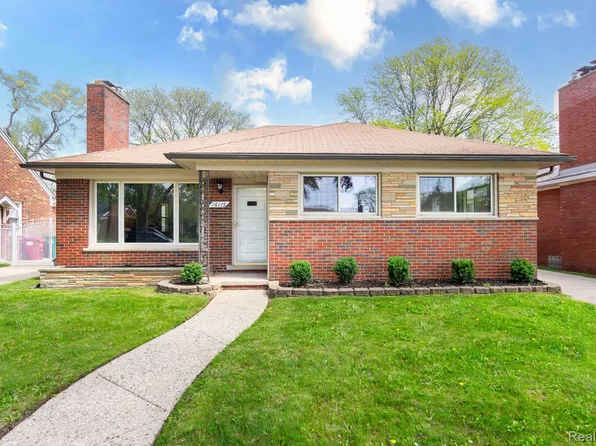 16115 Veronica Ave, Eastpointe, MI 48021