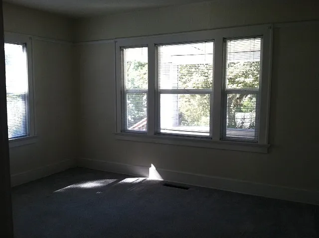 2209 Agate St — Photo 9