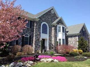 5 Terry Ct, Hamilton, NJ 08620