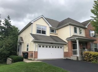 844 Linden Cir, Hoffman Estates, IL 60169