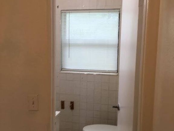 5th image of 1119 Madison Ave