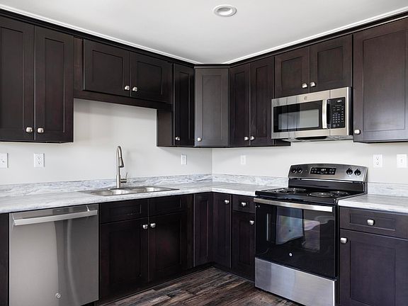 4th image of 103 Elliott And Scott Cir #1