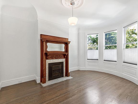2nd image of 237 Bartlett St
