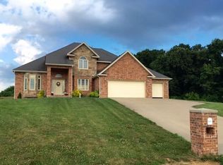 1674 Kaitlin Cir, Nixa, MO 65714