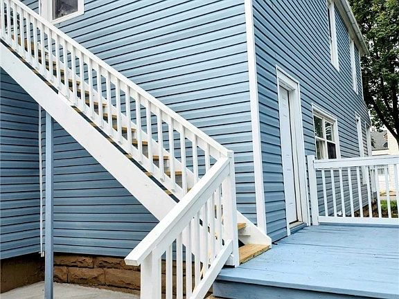 3rd image of 3601 Denison Ave