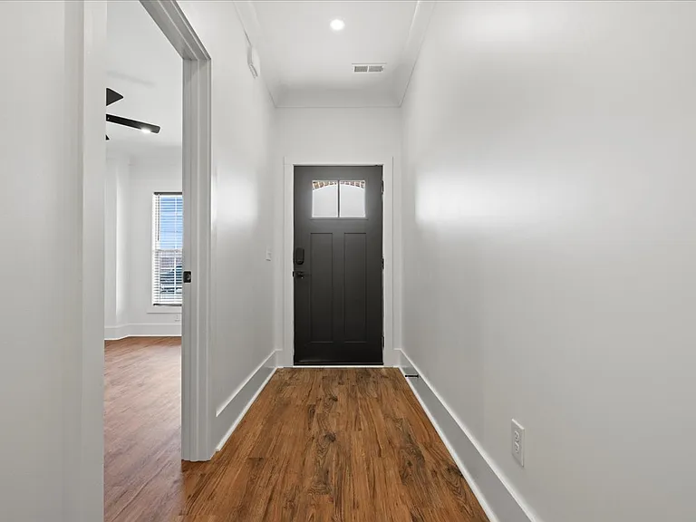 1308 Twelve Oaks Ln #1 — Photo 2