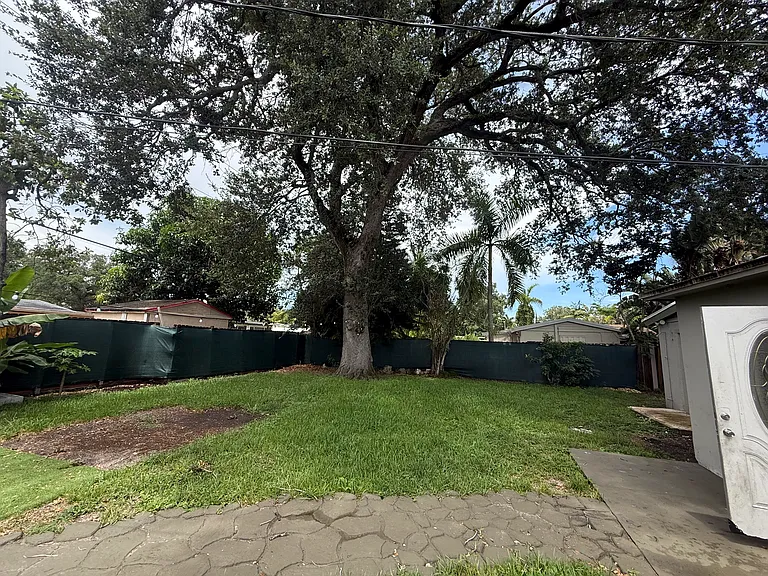 5627 Simms St — Photo 50