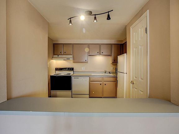 3rd image of 801 N Pennsylvania St APT 306