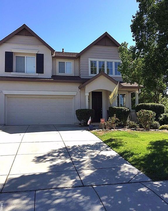 1st image of 830 Winnipeg Ct