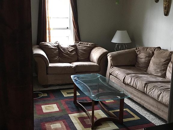 5th image of 1217 West Ave S