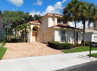 680 W Clearbrook Cir, Delray Beach, FL 33445