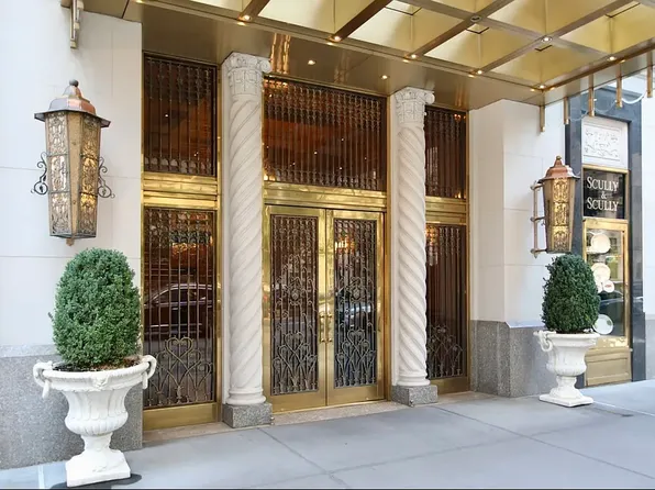 502 Park Avenue image 15 of 17